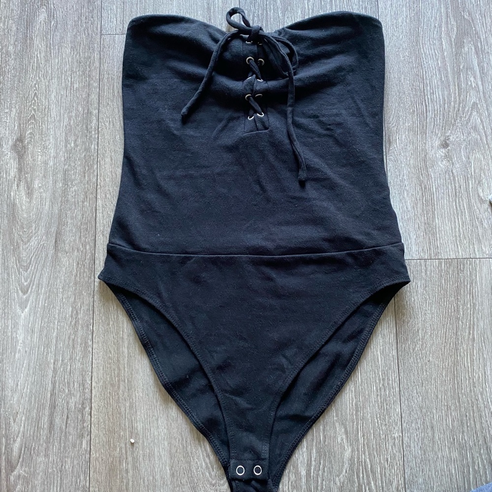 Black strapless bodysuit